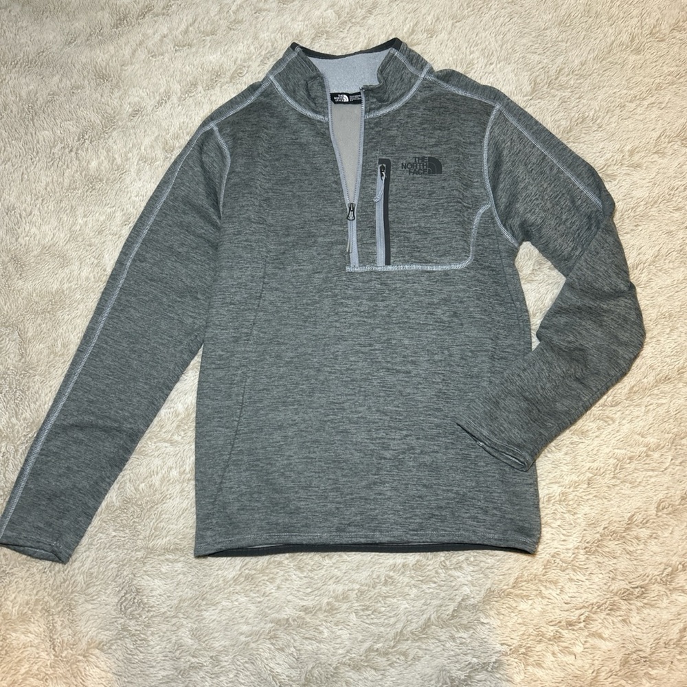The North Face Men’s Heather Gray Half-Zip Performance Pullover